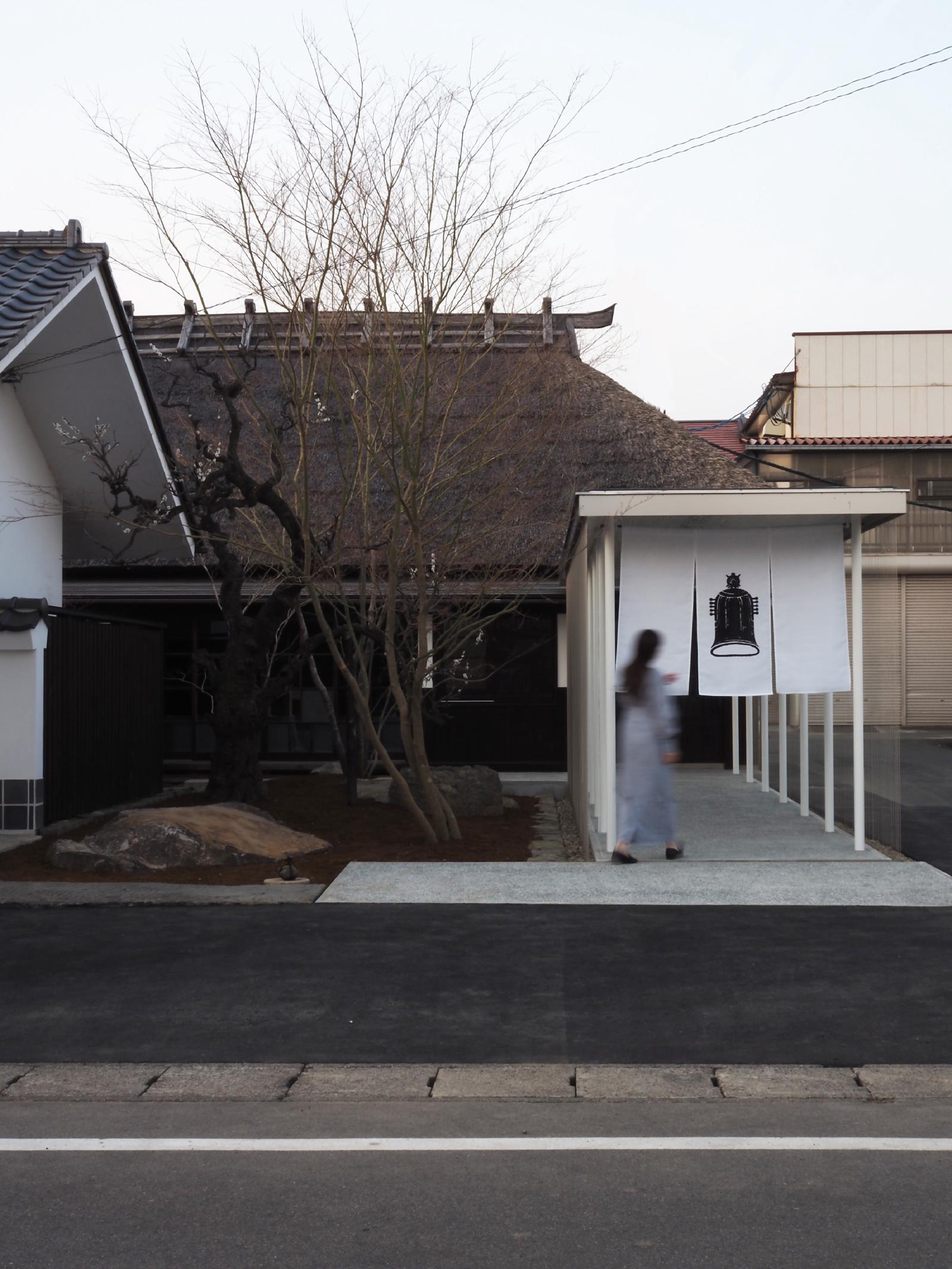 白石温麺専門店つりがね庵が世界的建築メディア『Divisare(ディヴィサーレ)』に掲載されました